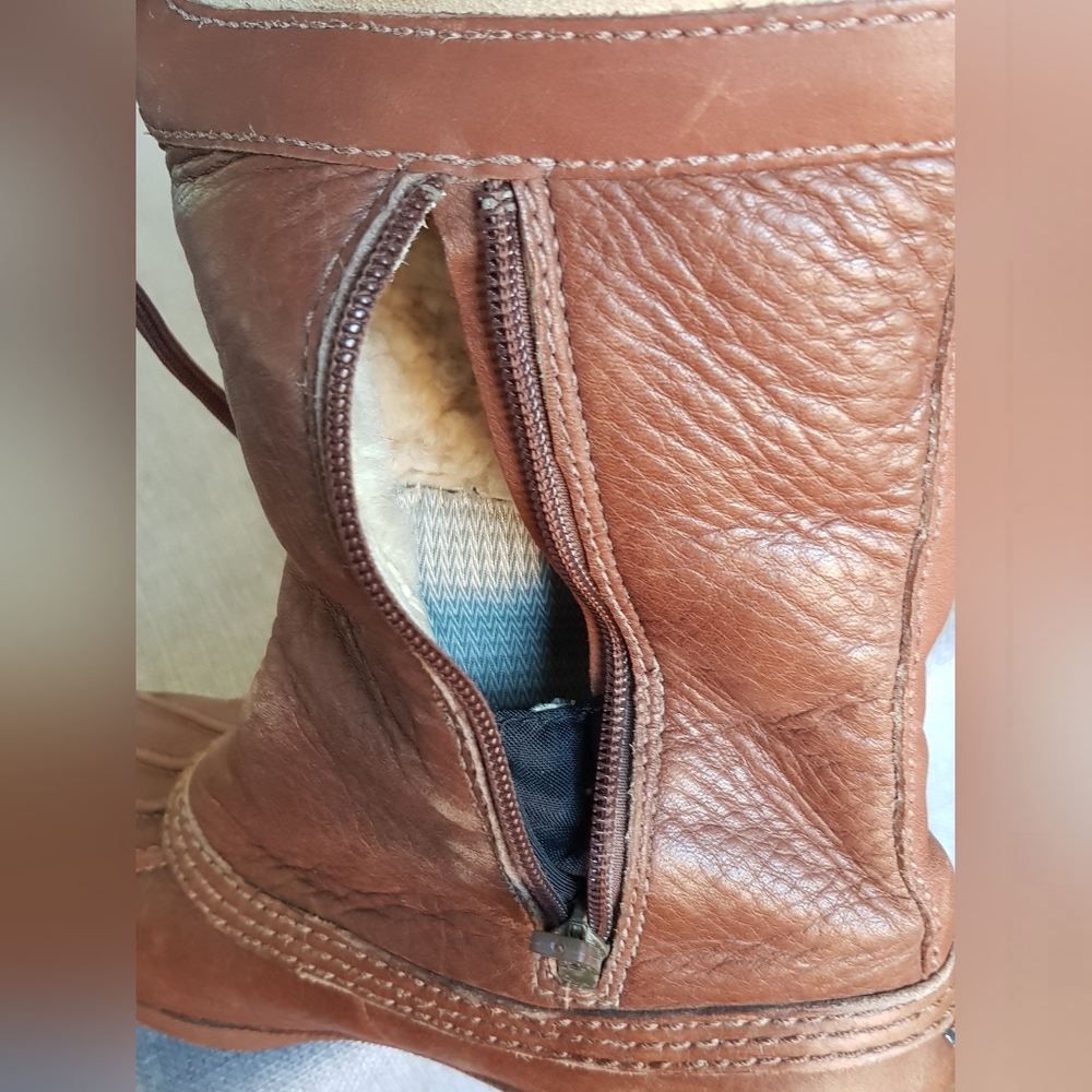 UGG waterproof shearling lined boots - Picture 8 of 14